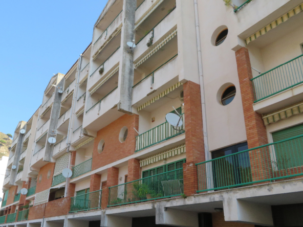 Messina - Annunziata alta, vendita luminoso 5 vani con ampi balconi