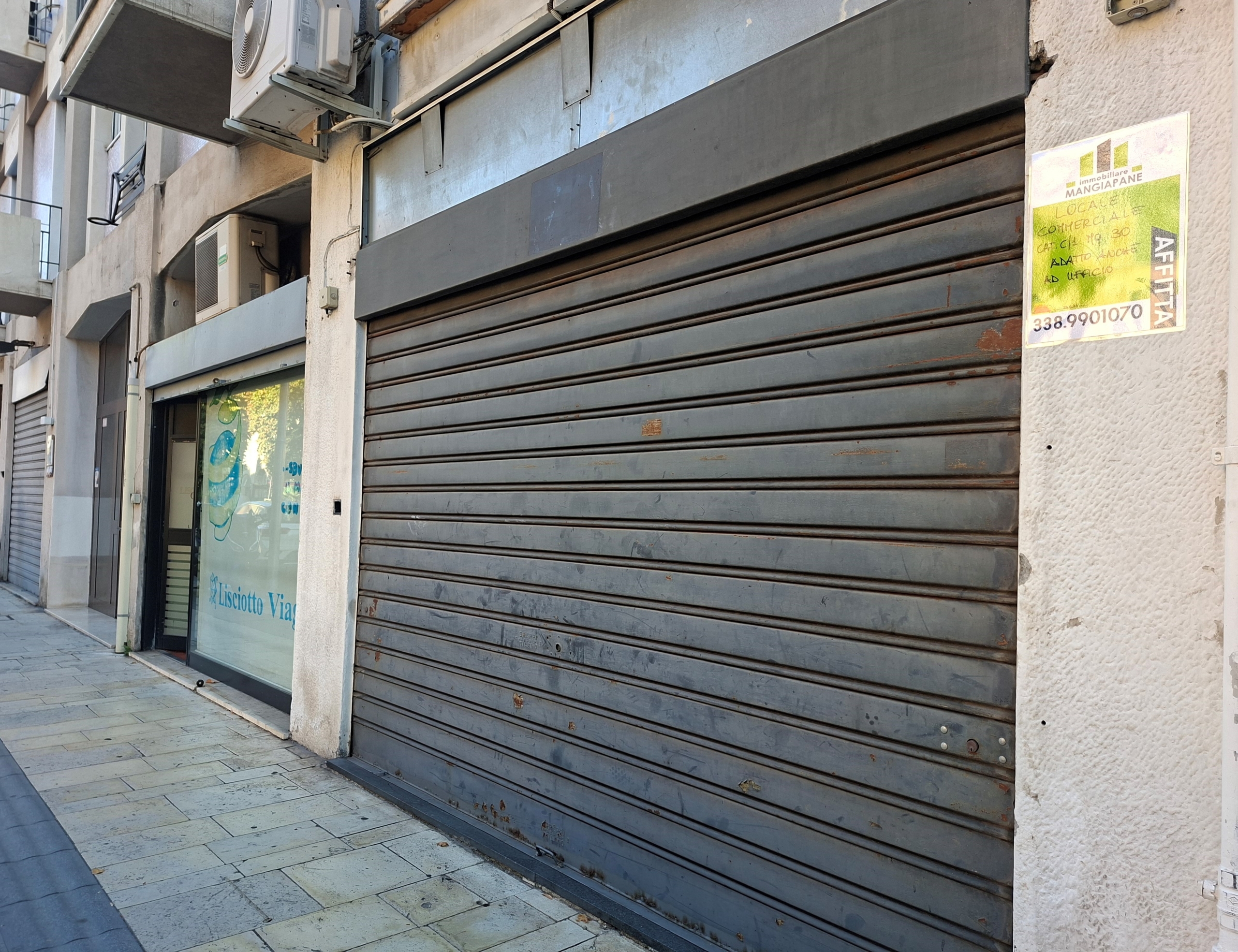 Locale commerciale – Via Garibaldi, centro storico